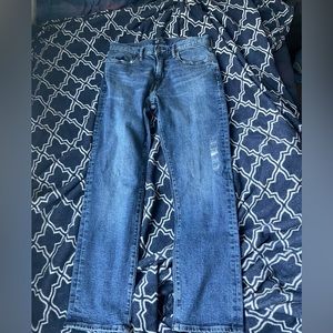 Straight blue jeans Gap.